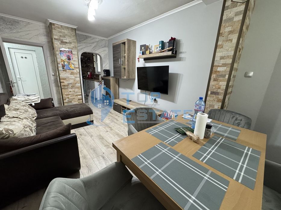 Продава се Тристаен апартамент в Велико Търново, Център - 72 кв.м за 2362 €/кв.м - Снимка #1