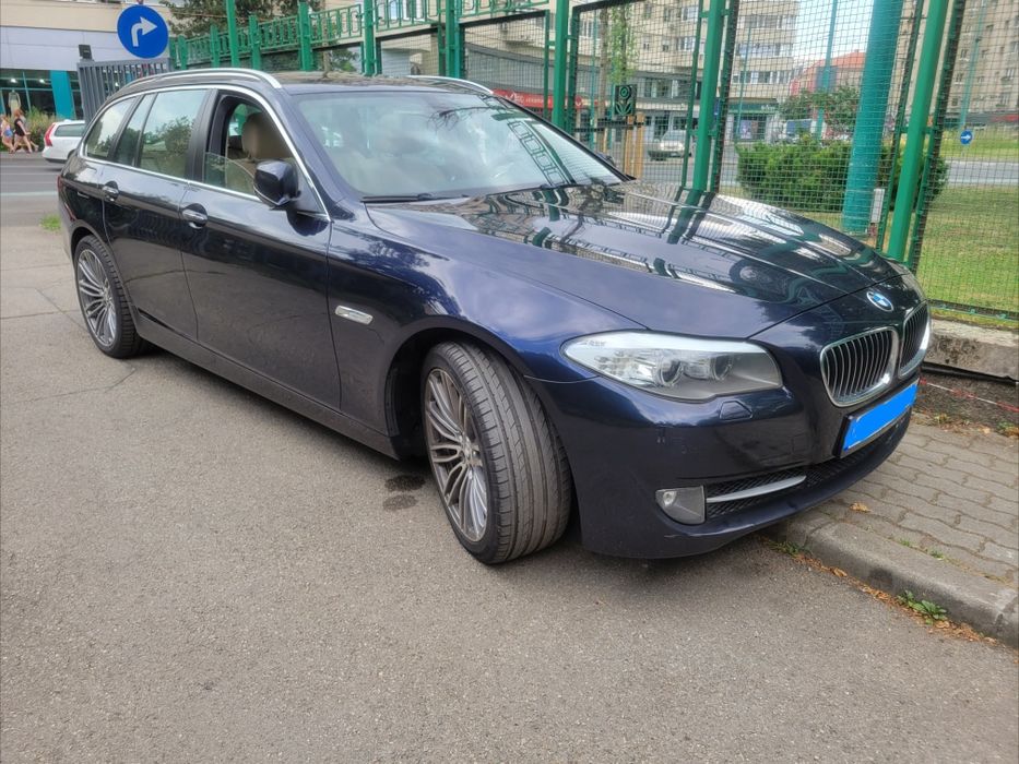 BMW 520i - 184 Cp - piele - panoramic