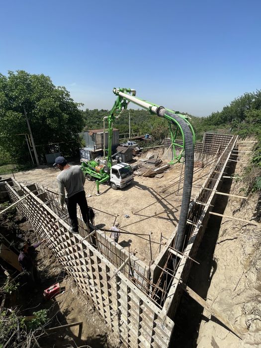 Автобетононасос 20 м, слон, кобра, бетононасос