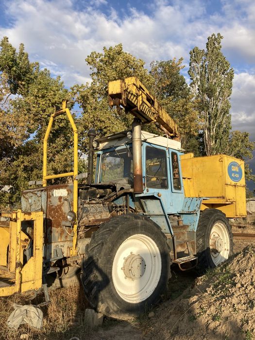 Трактор ХТЗ 100