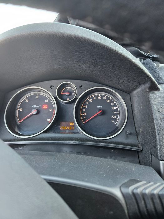 Opel Astra H 1.7 diesel