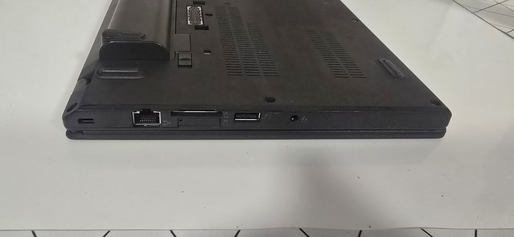 Lenovo x270 i5 8g
