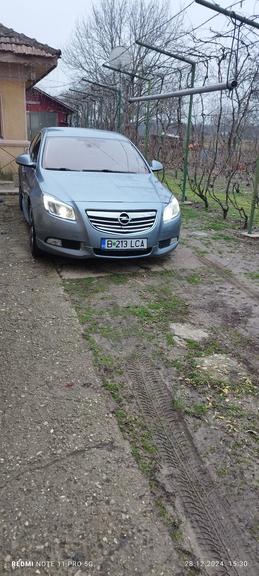 Vând Opel insignia sau schimb