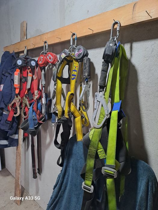 Продам Страховочный Пояс