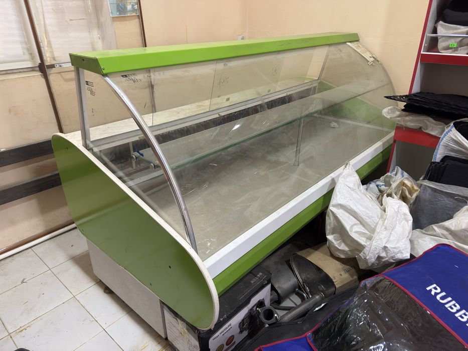 Katta magazinlar uchun katta Xoladelnik