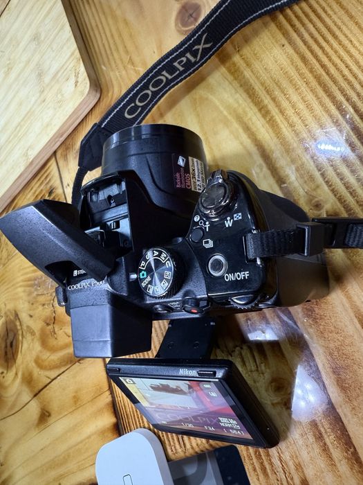 Vand Nikon p500~
