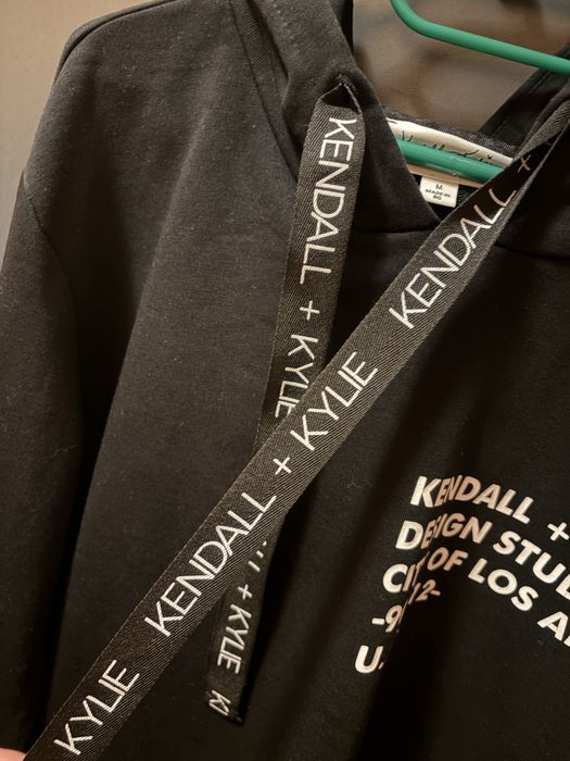 Суичър Kendall & Kylie