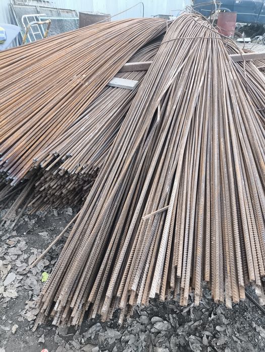 Продам арматуры м500 Россия 10 размер длина 6 цена договорная.