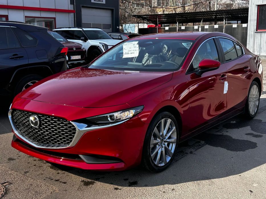 Mazda 3 Mazda 3 Sedan G140 - Automata- Centre Line - Rosu Soul Crystal