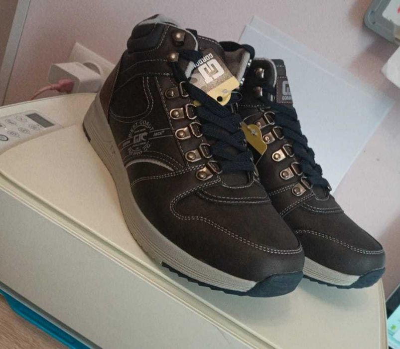 Ghete noi GORDON, originale pentru bărbați, din piele naturală m. 45