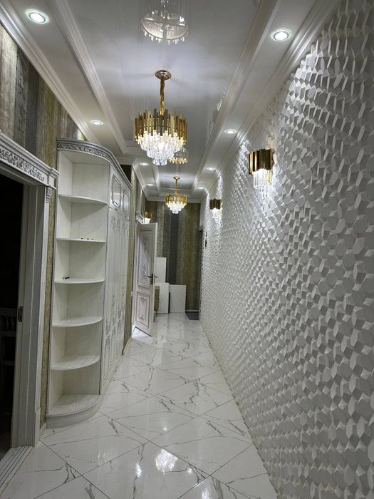 Premium lux Новастройка 2 хона 1 этаж Азиз бозор олдида жойлашган.Аген