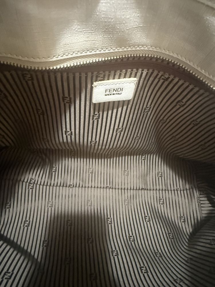 Zucca Fendi Roma 1925, сафиано, ест.кожа, оригинална