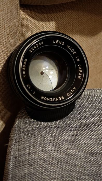 Obiectiv Revuenon 55 mm f/1.7 montura M42