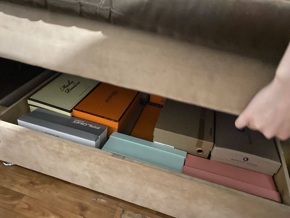 Диван срочно продается