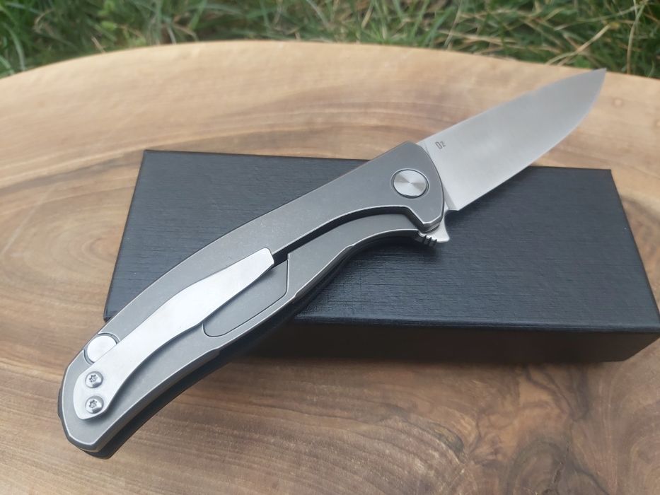 Сгъваем джобен нож D2,заключване Frame Lock, D119