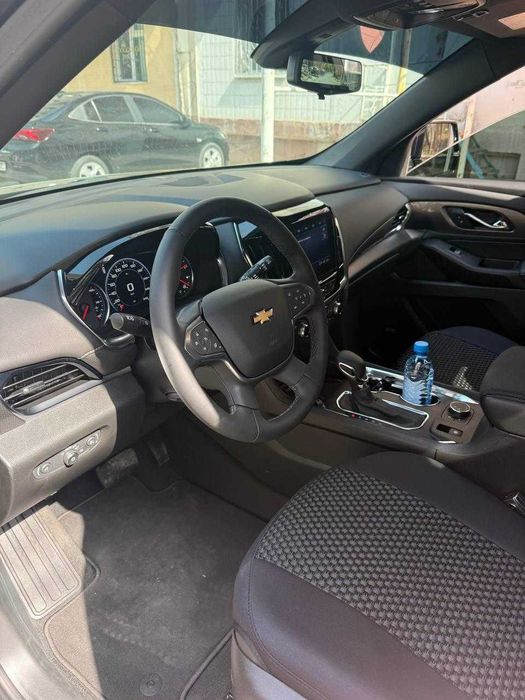 Срочно! Traverse Premier Черный! 2023г! 22 тыс км пробега! Родная!