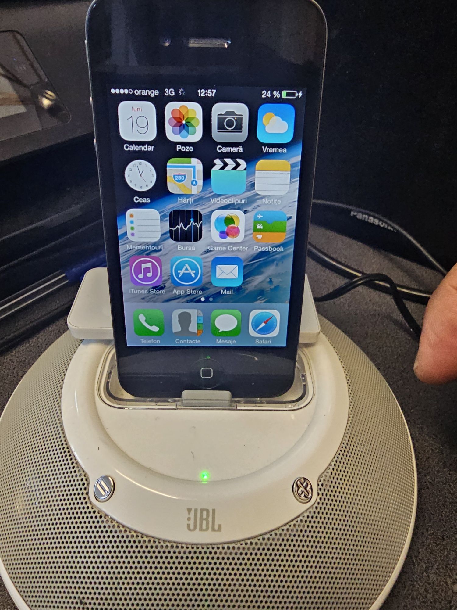 Vand Iphone 4 Plus Dock Jbl