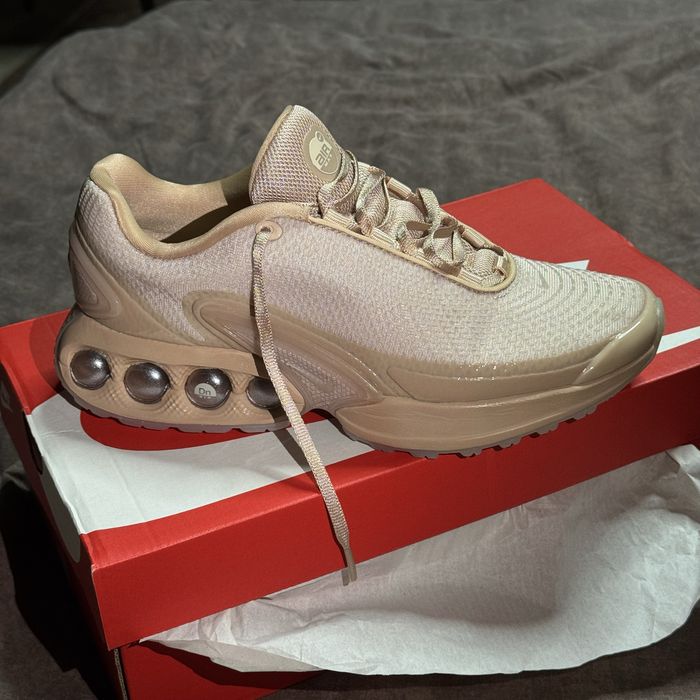 Nike AIR MAX DN - 39
