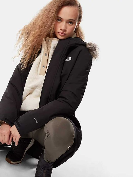 The North Face W Recycled Zaneck Parka ОРИГИНАЛ дамско яке/парка - S