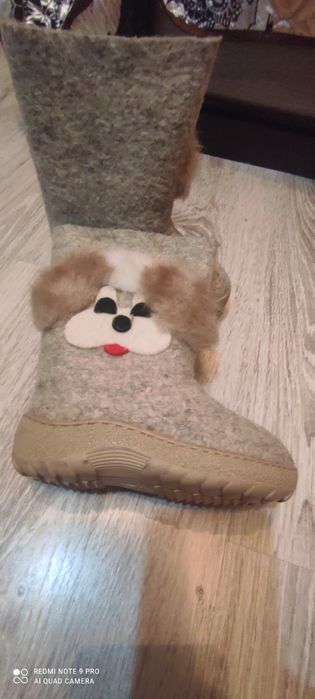 Продам детские валенки на 1-2 года