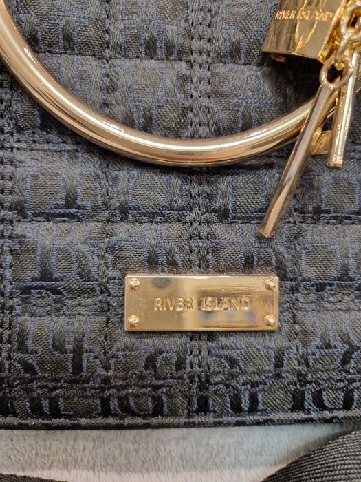 Чанта River Island