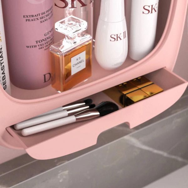 Стенен органайзер за козметика и тоалетни принадлежности