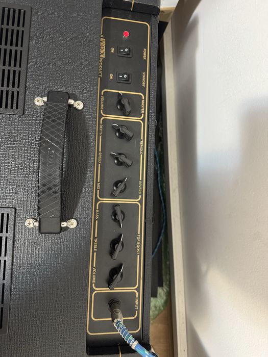 Vând/Schimb/Inchiriez amplificator Vox AC15