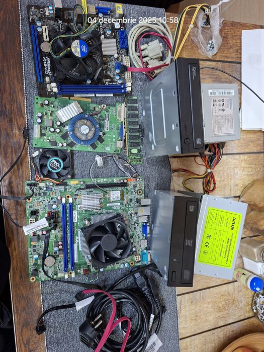 Componete Pc laptop Ram Surse Adaptoare Placa baza ai video Dvd