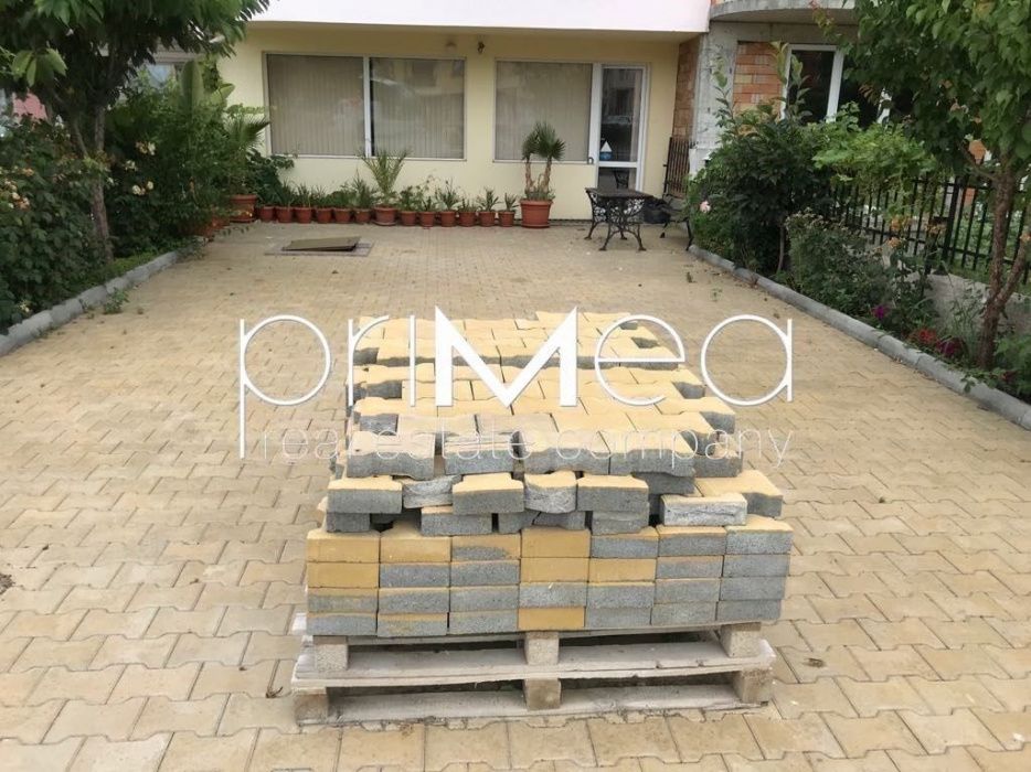 Продава се Офис в Несебър - 214 кв.м за 515 €/кв.м - Снимка #2