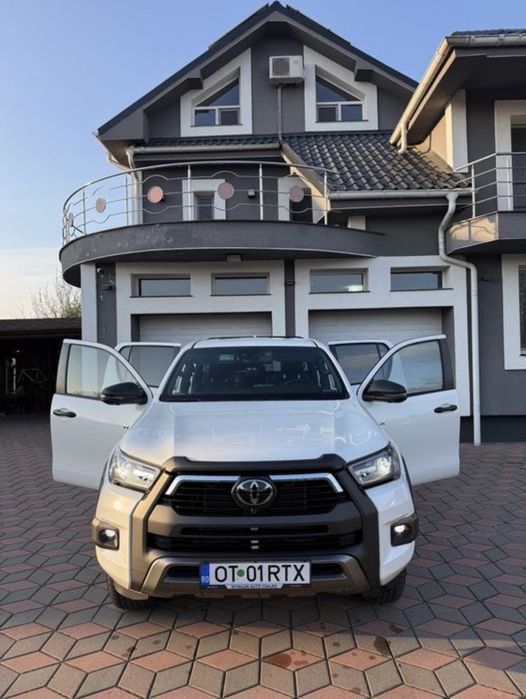 Toyota Hilux Primul proprietar , stare perfectă pentru orice detalii ma puteti suna