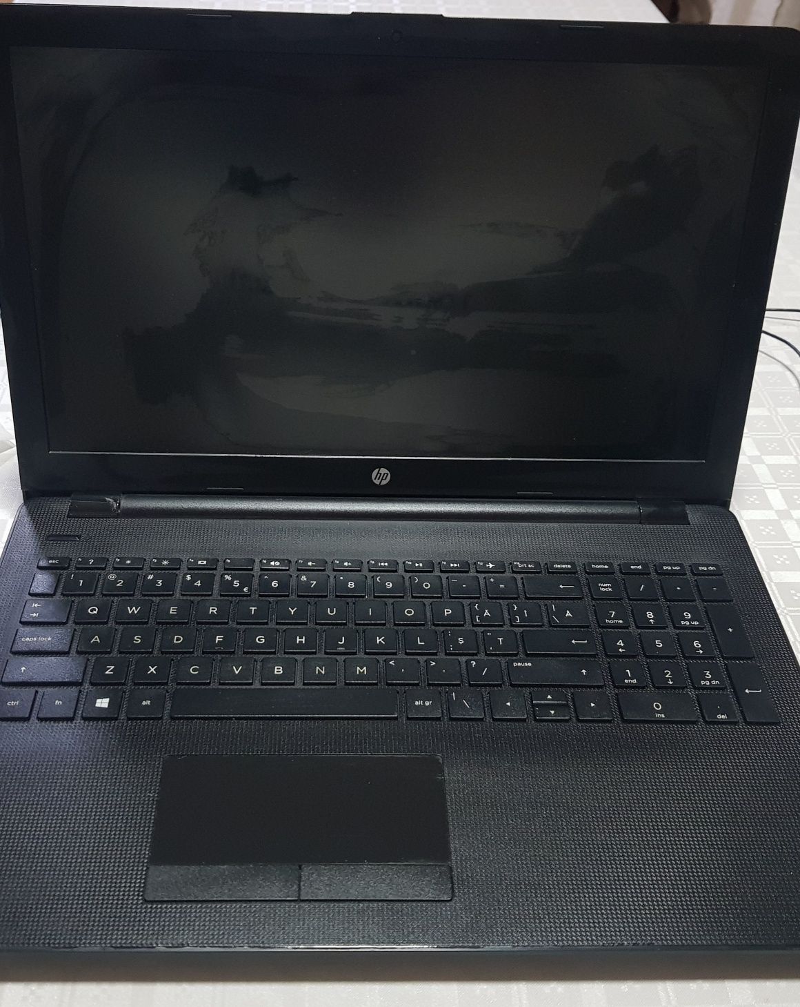 Laptop HP 15-rb018nq Sau schimb