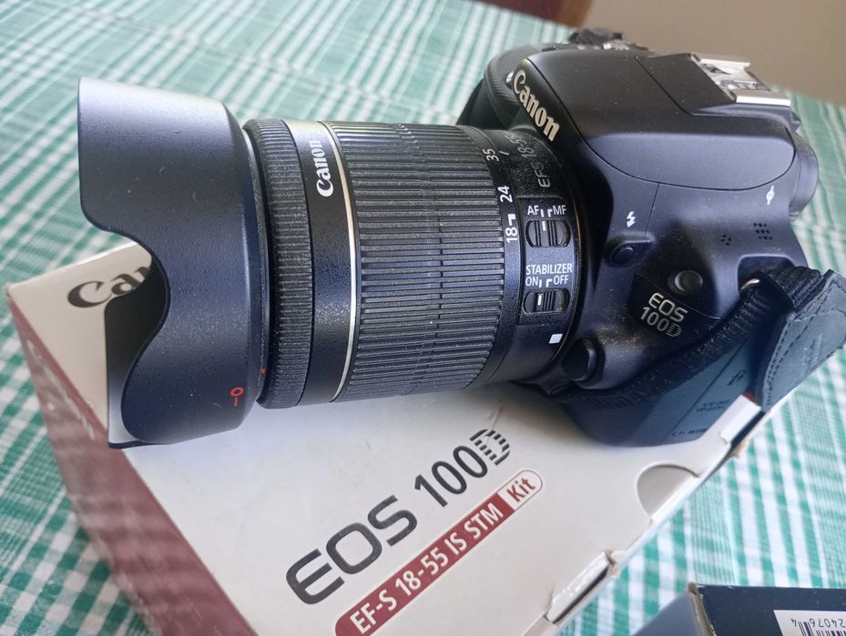 Canon EOS 100D и обектив 18-55mm IS STM