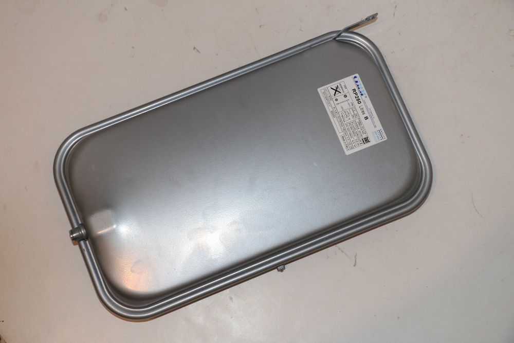 Vas expansiune CIMM RP 250 8L centrala termica Immergas Victrix EXA