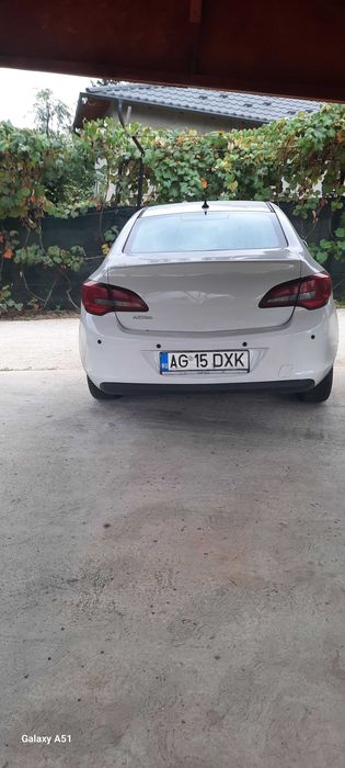 Opel Astra 1.6 cdti