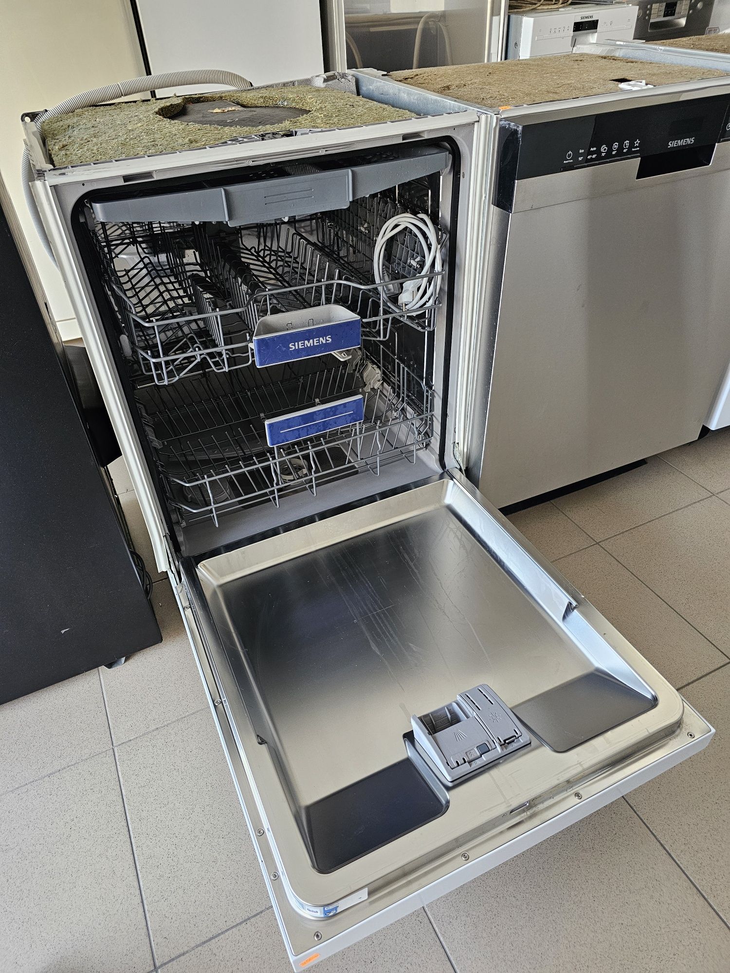 Съдомиялна за частично вграждане SIEMENS iQ300