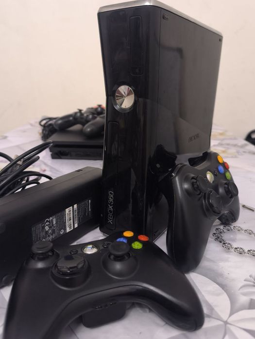 Срочно!! XBOX 360 SLIM