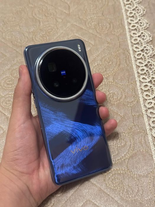 Vivo x200 pro saphire blue