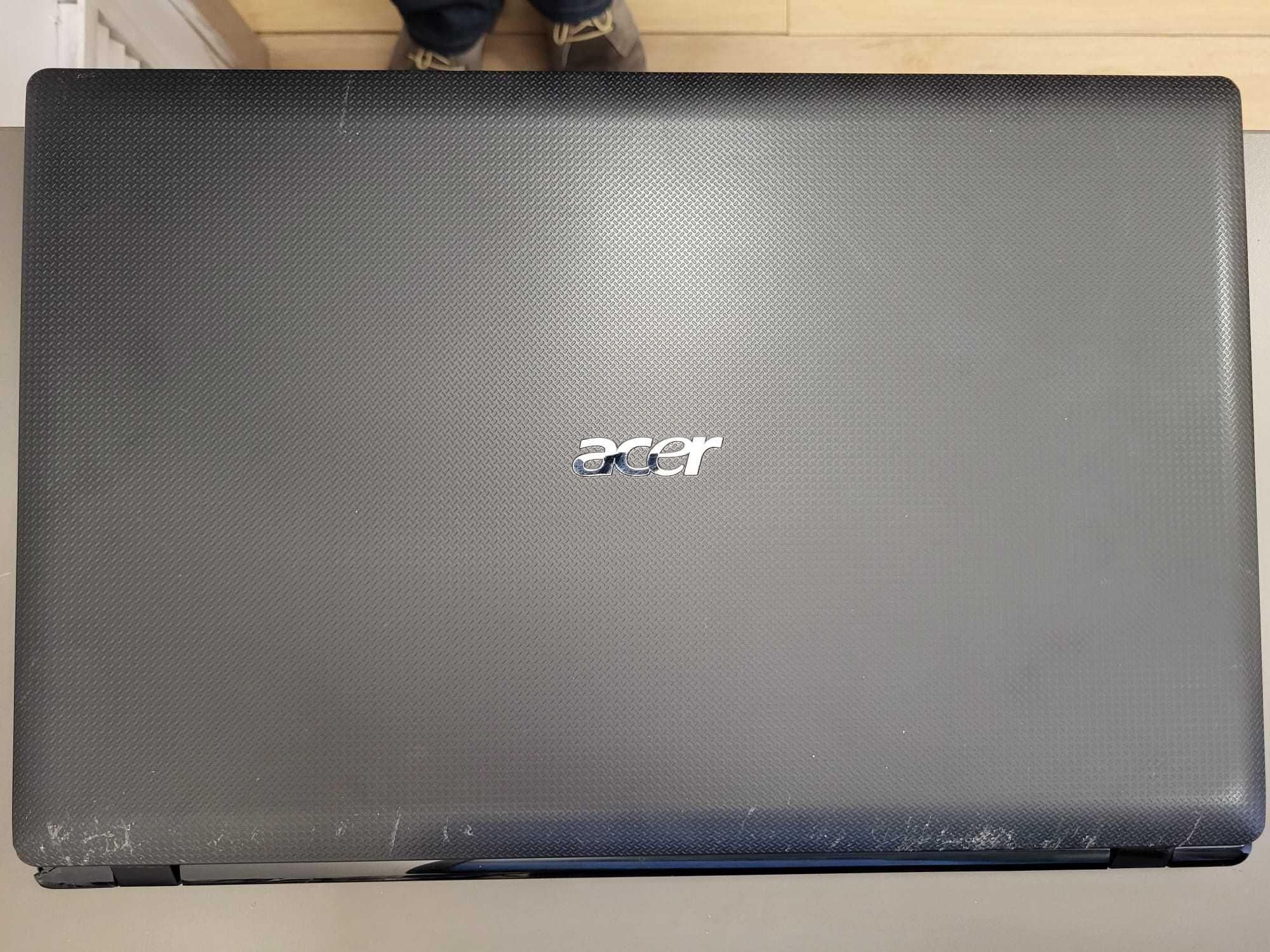 Laptop 17 Acer Aspire 7741G Core i3 370M 8GBDDR3 120Gb SSD + 640Gb HDD