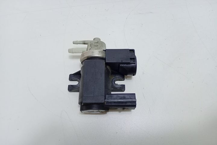 Supapa vacuum 8E0906627C Audi A4 B7