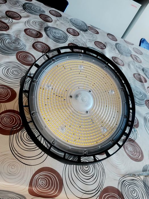 Vand becuri daewoo led 250w noii