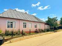 Casa cu gradina 70 ari