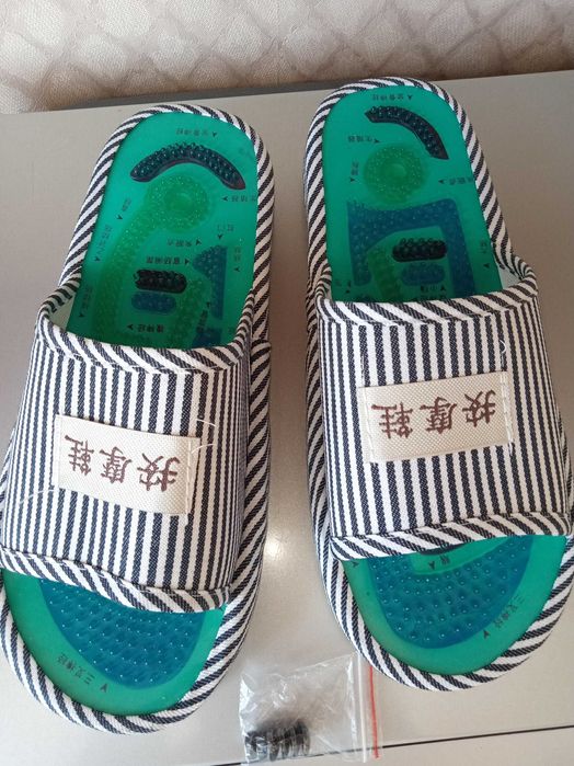 массажные акупунктурные тапочки с магнитными вставками, размер 40/42.