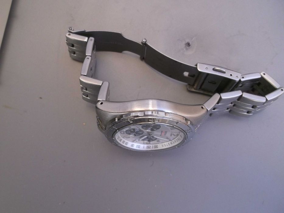 ceas  guess original, pt. barbati, ca nou - 180 lei