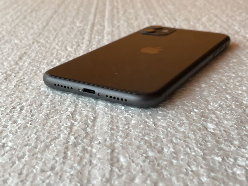 iPhone 11 256Gb Black Neverlocked 94% viata bateriei