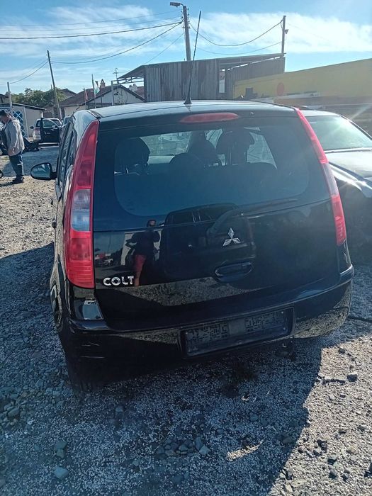 Mitsubishi Colt 1.5 бензин 2007 година 95 к.с
