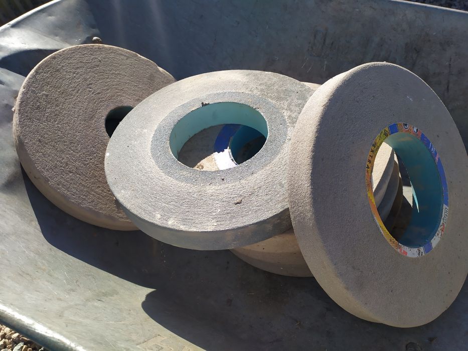 Точильные диски состояние отличное