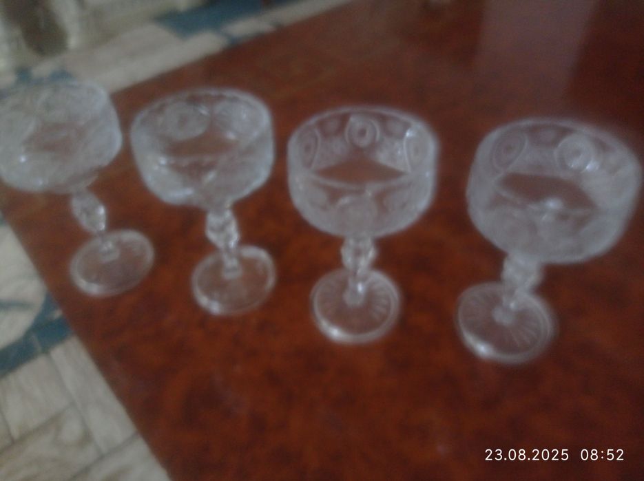 Хрустальная конфетница