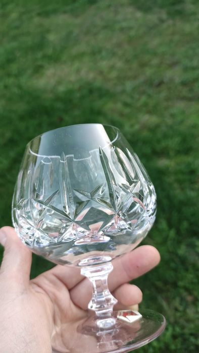 Комплект от 5 масивни кристални чаши за коняк