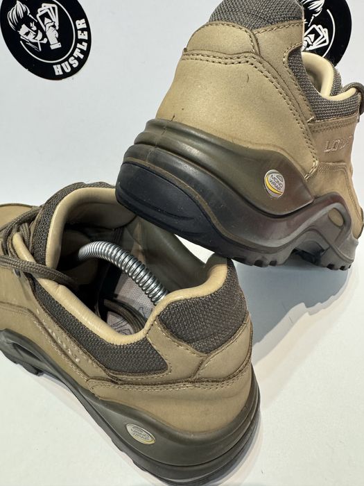 Туристически обувки LOWA .Номер 40