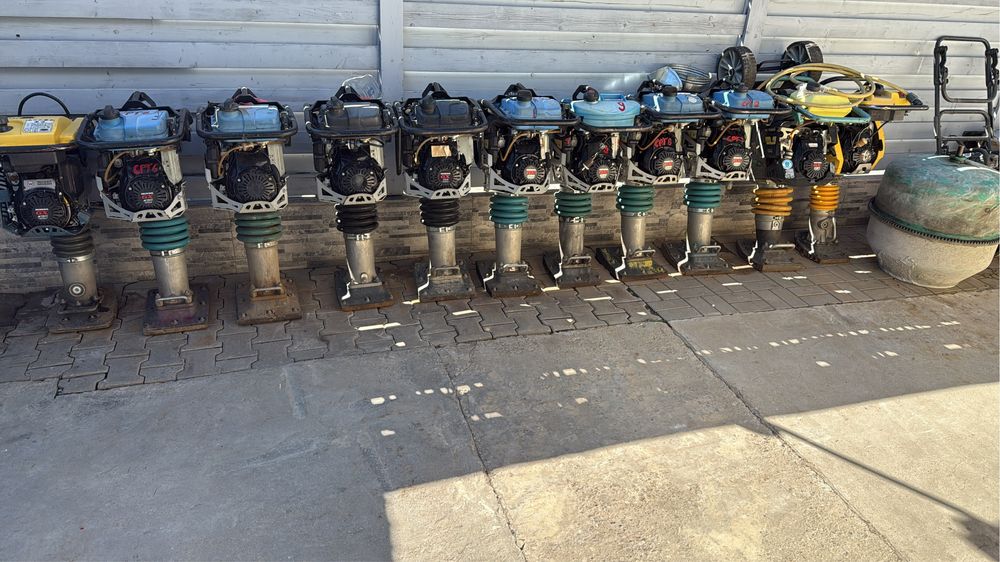 Inchiriez talpa, compactor